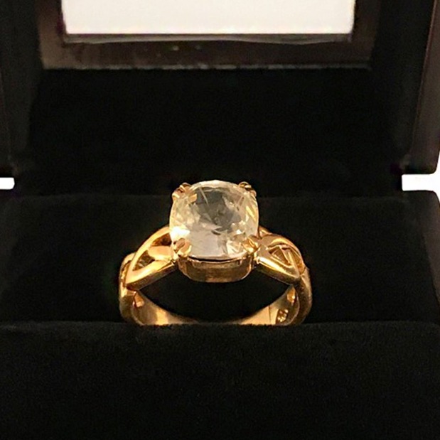 22Kt Yellow Gold Natural Clear Yellow Sapphire Gemstone Ring Size 8-10 - Image 5