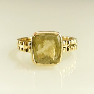 22 Kt Yellow Gold Natural Yellow Sapphire Gemstone Ring Size 7-10