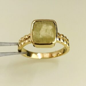 22 Kt Yellow Gold Natural Yellow Sapphire Gemstone Ring Size 7-10