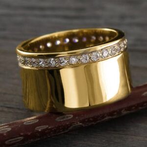 18 Kt Yellow Gold Traditional Women Wide Wedding Band CZ Ring 12 MM