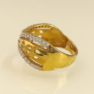 18 Kt  Yellow Gold Engagement Finger Ring Cubic Zirconia Size 6-10