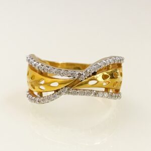 18 Kt  Yellow Gold Engagement Finger Ring Cubic Zirconia Size 6-10