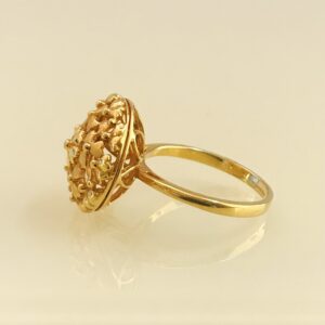 18 Kt Yellow Gold Engagement Round Women's Ring 5.640 Gms Size  6-9