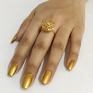 18 Kt Yellow Gold Engagement Round Women's Ring 5.640 Gms Size  6-9