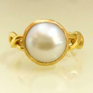 22 Kt   Yellow Gold Pearl Engagement Wedding Ring 6.110 Gm Size 6-9