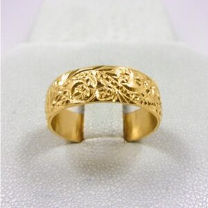 18 Kt  Yellow Gold Hand Engraved Hawaiian Scroll Women'S Band Ring 6MM