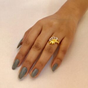 22 Kt   Yellow Gold Engagement Women'S Ring 6 Grams Size 6,7,7.5,8,9