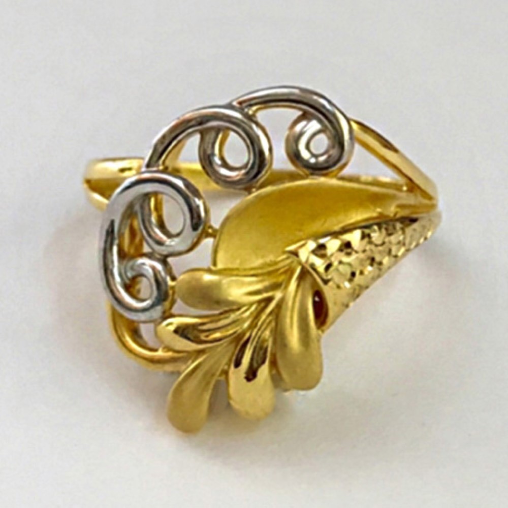 22 Kt Yellow Gold Engagement Women'S Ring 6 Grams Size 6,7,7.5,8,9 - Image 2