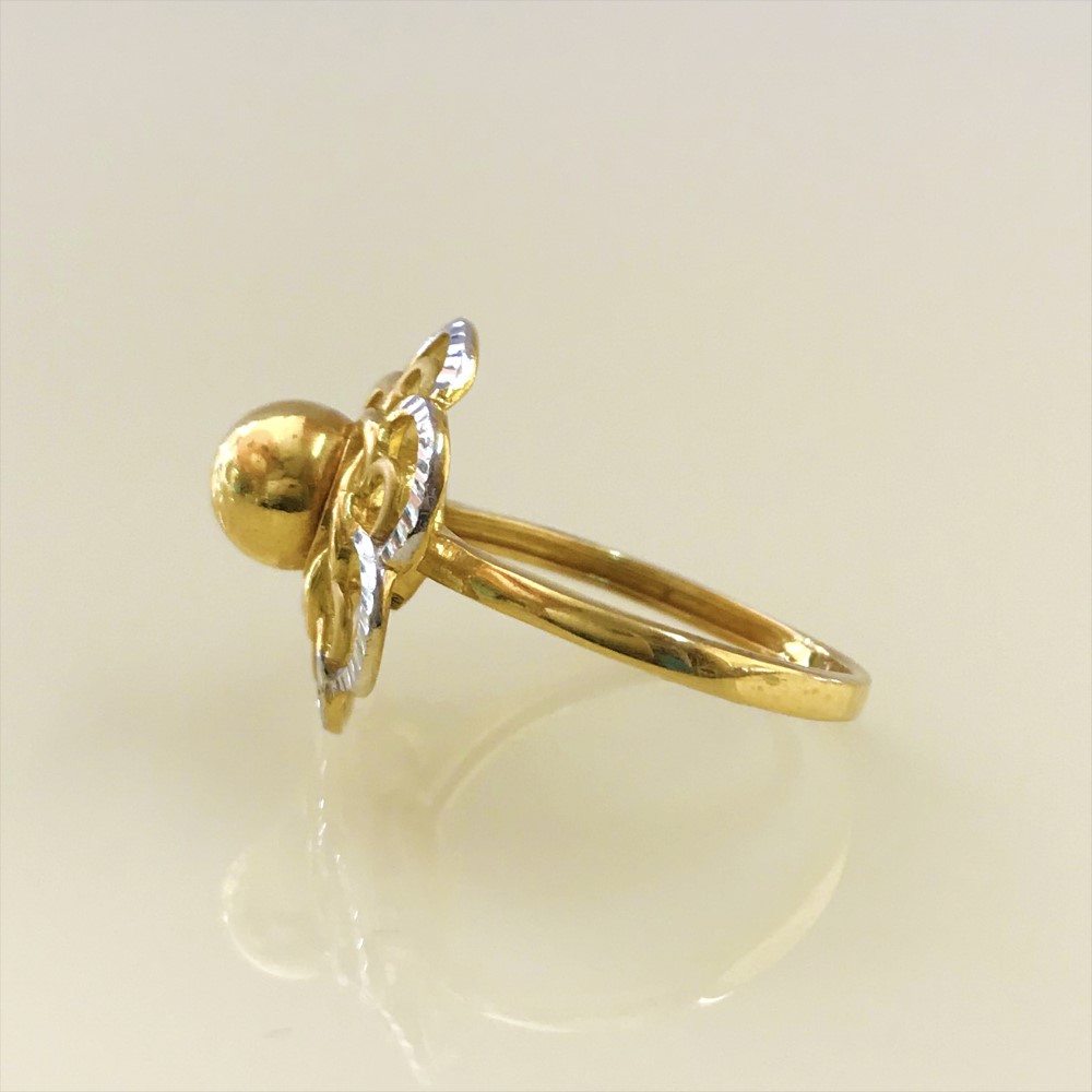 22 Kt Yellow Gold Engagement Wedding Women'S Finger Ring 4.450 Grams - Image 5