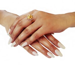 22 Kt   Yellow Gold Engagement Wedding Women'S Finger Ring 4.450 Grams