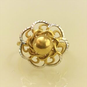 22 Kt   Yellow Gold Engagement Wedding Women'S Finger Ring 4.450 Grams