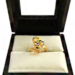 22 Kt   Yellow Gold Engagement Wedding Women'S Finger Ring 5.070 Grams