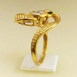 22 Kt   Yellow Gold Engagement Wedding Women'S Finger Ring 5.070 Grams