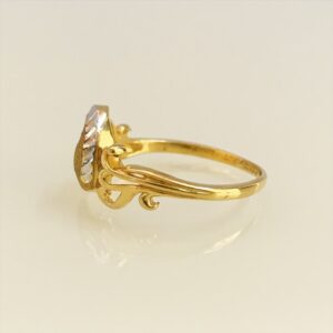 22 Kt   Yellow Gold Women'S Engagement Wedding Finger Ring 5 Grams