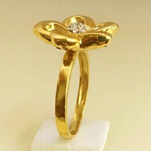 22 Kt   Yellow Gold Engagement Wedding Women Ring 3.320 g Size 6-9