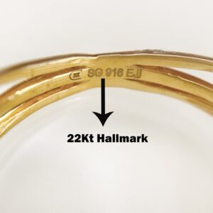 22 Kt   Yellow Gold Engagement Women'S Finger Ring 4.180 g Size 6-9