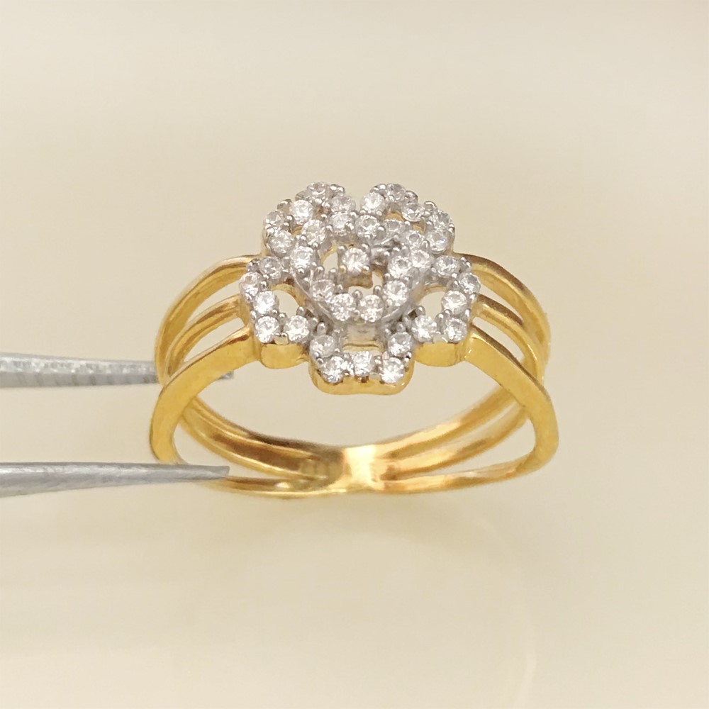 22 Kt   Yellow Gold Engagement Women'S Finger Ring 4.180 g Size 6-9