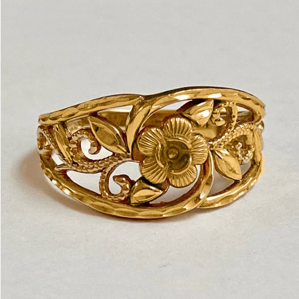 18 Kt Stamped   Yellow Gold Filigree Flower Women's Finger Ring 6 Gram