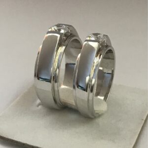 Solitaire Round Cut Cubic Zircon Love Couple Bands 18K White Gold Ring