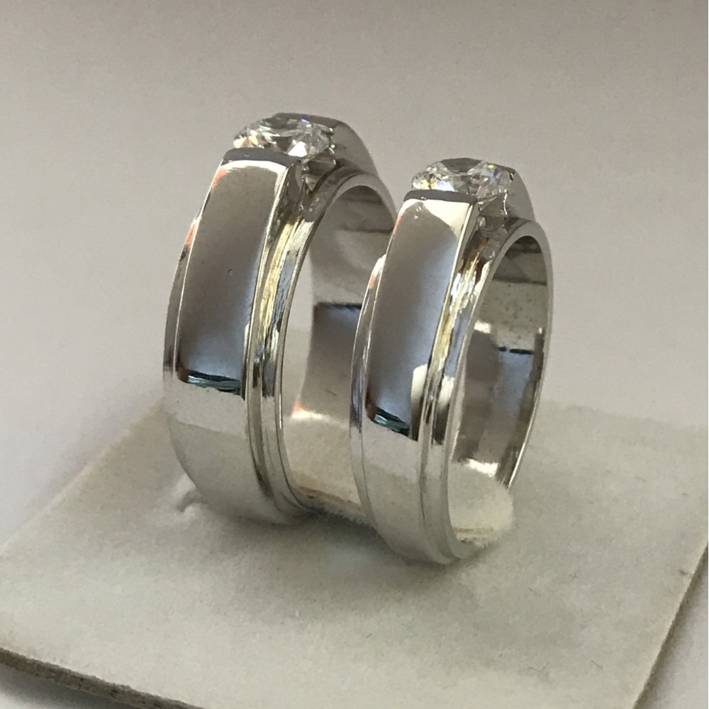 Solitaire Round Cut Cubic Zircon Love Couple Bands 18K White Gold Ring - Image 2