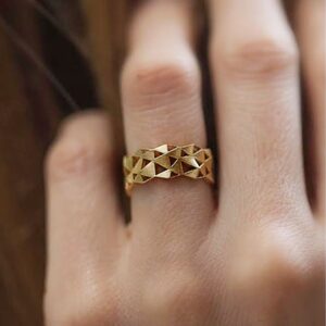 18 Kt Hallmark Solid Yellow Gold Texture Wedding Band Ring Size 6-10