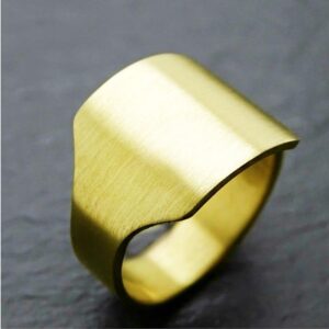 22 Kt Hallmark Solid Yellow Gold Engraved Men'S Signet Ring Size 8-11