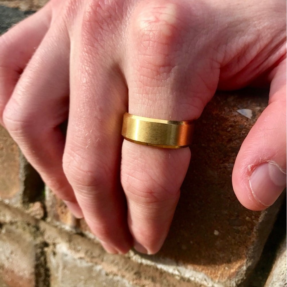18 Kt Yellow Gold Plain Engagement Wedding Men'S Band Ring 5 Grams - Image 2