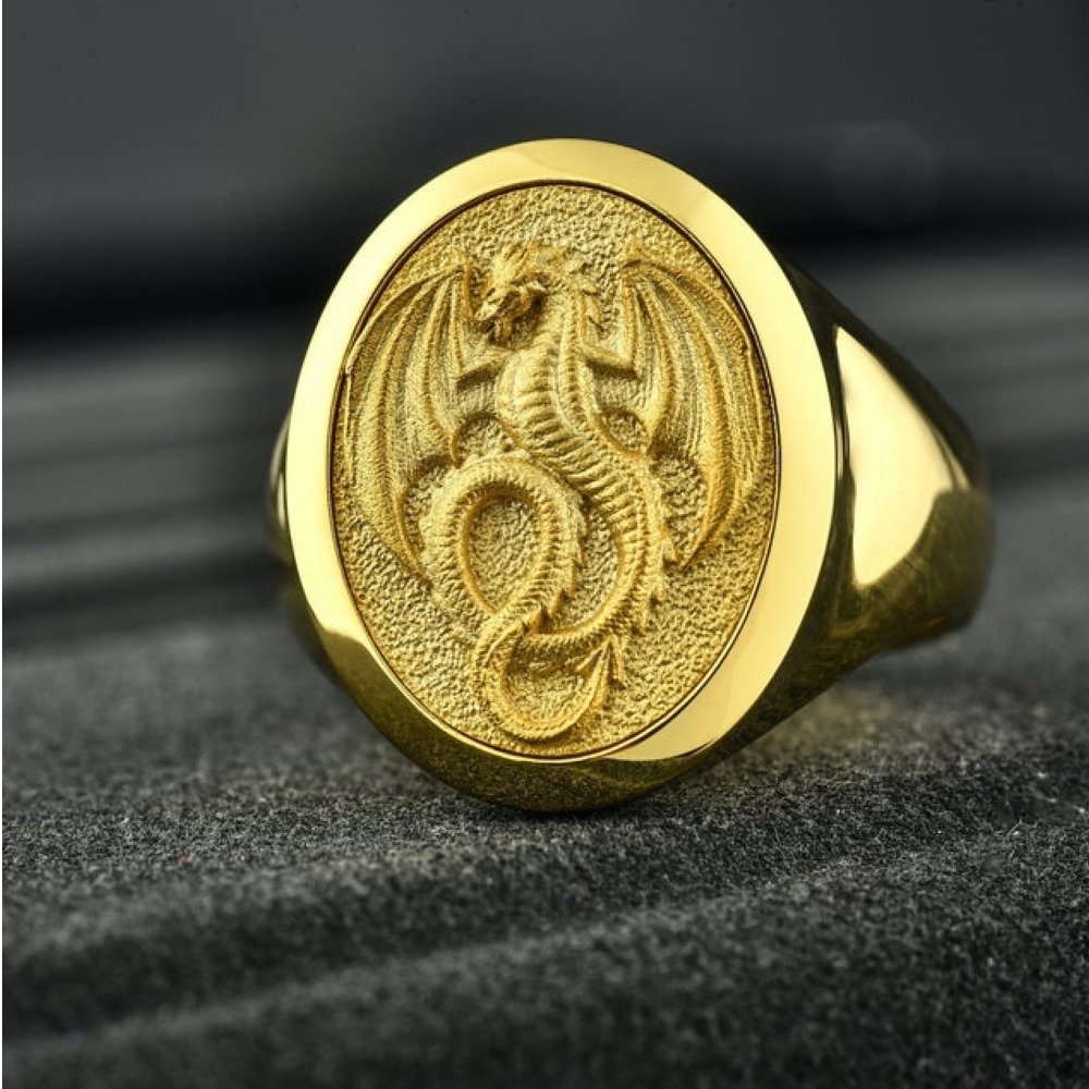 18 Kt Genuine   Yellow Gold Winged Dragon Signet Men'S Ring 16 Grams