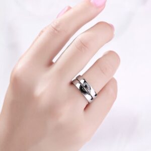 14 Kt   White Gold CZ His & Her Wedding Heart Couple Bands 2 Pcs Rings