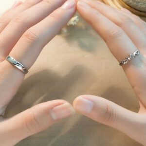 14 Kt  White Gold CZ Stones Wings His & Her Wedding Couple Bands 2 Pcs