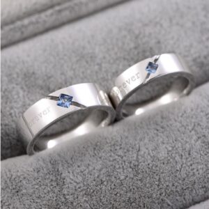 14 Kt   White Gold Blue Sapphire His & Her Wedding Couple Bands 2 Pcs