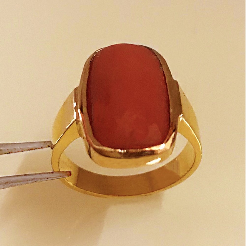 22 Kt   Yellow Gold Natural High Quality Japanese Coral Gemstone Ring