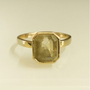 22 Kt Yellow Gold Natural Yellow Sapphire Gemstone Ring Size 7-11