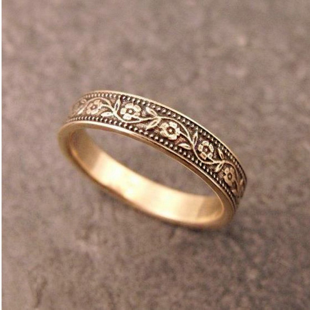 Fine Jewelry 18 Kt   Yellow Gold Petunia Floral Band Ring Size 6-9