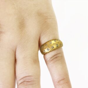22 Kt Hallmark   Yellow Gold Two Tone Unisex Band Ring Size 6,7-10