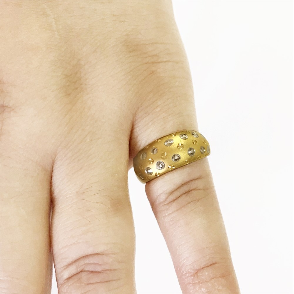 22 Kt Hallmark Yellow Gold Two Tone Unisex Band Ring Size 6,7-10 - Image 3