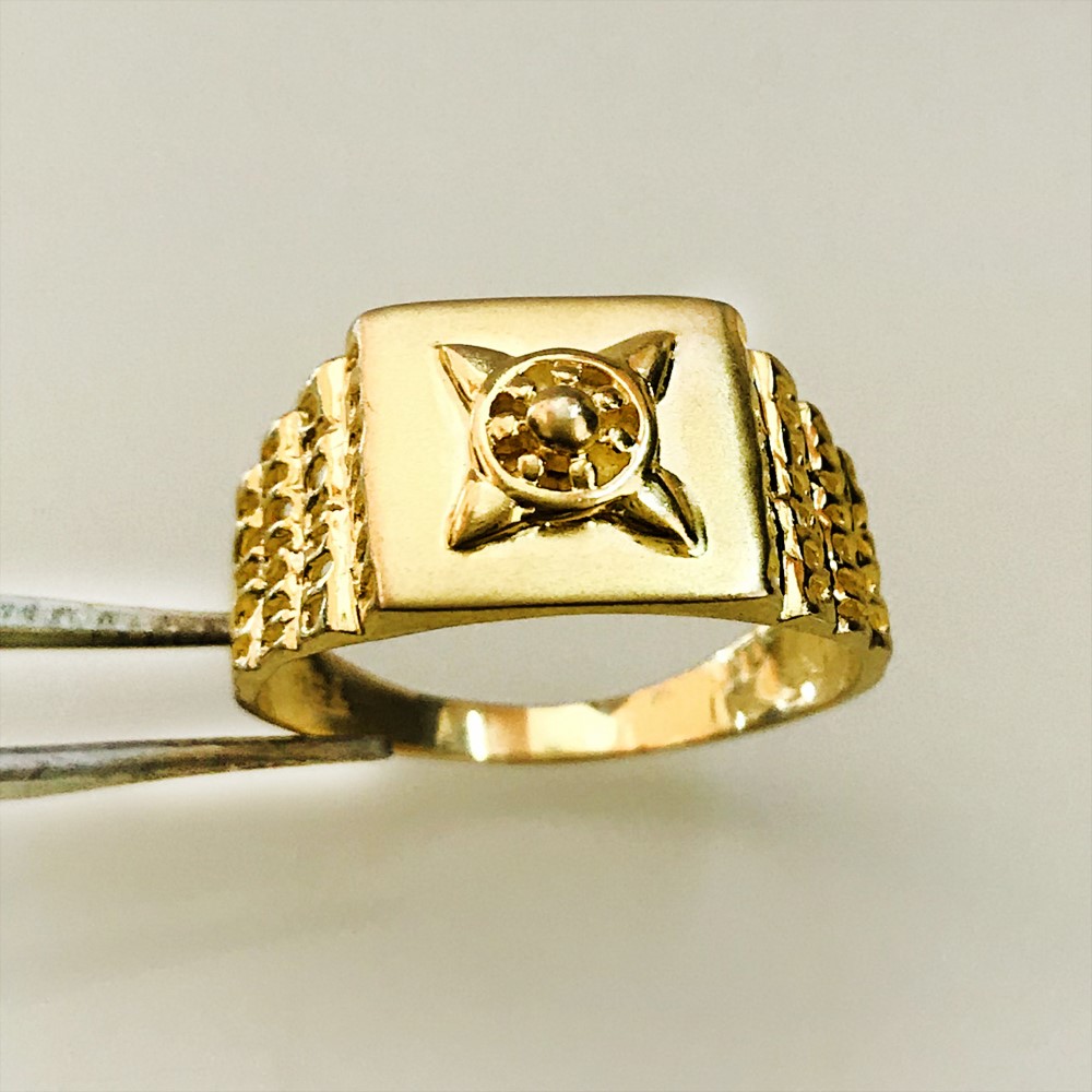 Fine Jewelry 18 Kt Hallmark  Solid Yellow Gold Men'S Ring Size 8-12