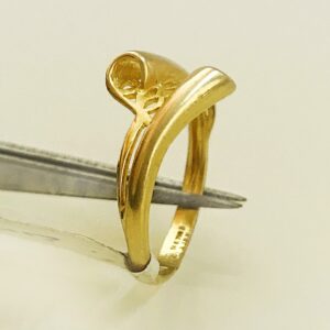 Fine Jewelry 18 Kt Hallmark  Solid Yellow Gold Women'S Ring Size 5-9