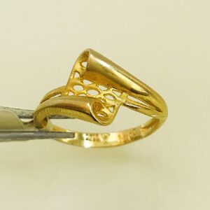 Fine Jewelry 18 Kt Hallmark  Solid Yellow Gold Women'S Ring Size 5-9