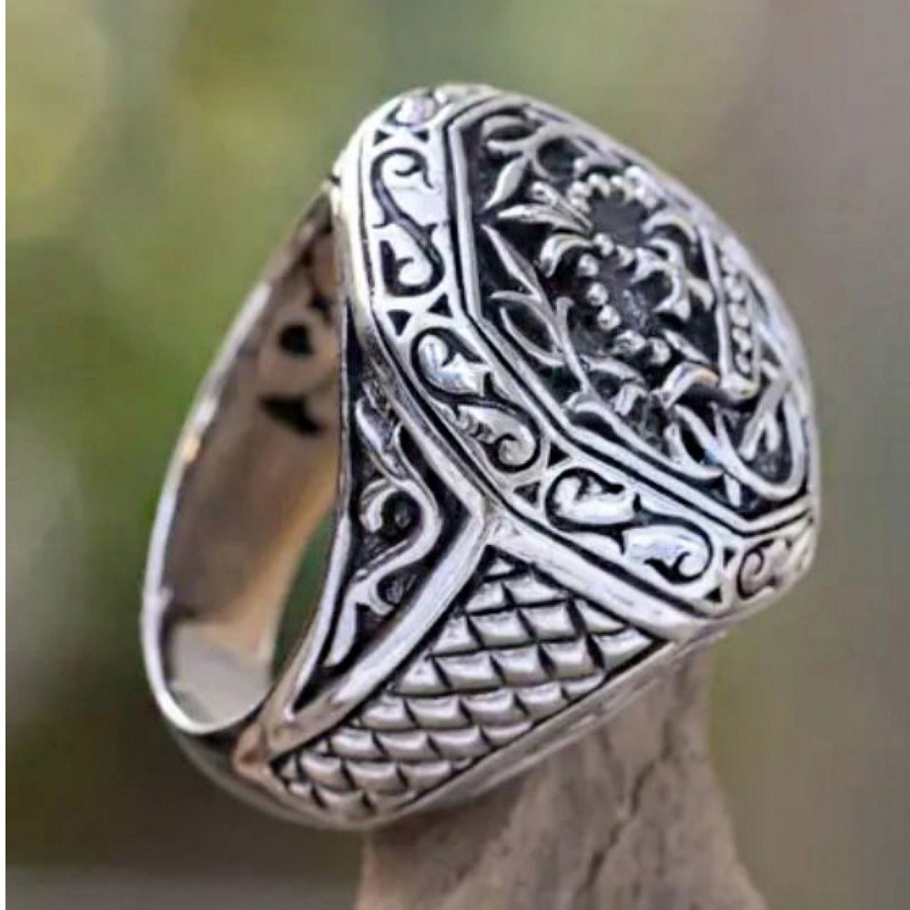 Fine Jewelry 14 Kt  Solid White Gold Cross Signet Men'S Ring Size 8-11
