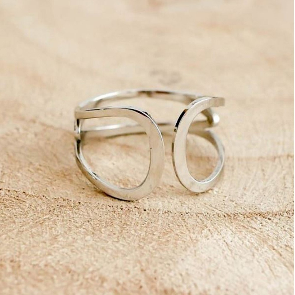 18 Kt Hallmark  Solid White Gold Open Double Band Women Ring Size 5-9