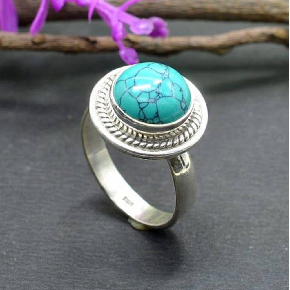 14 Kt Hallmark   White Gold Turquoise Gemstone Women'S Ring Size 6-8