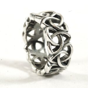 14 Kt  Solid White Gold Celtic Band Ring With Trinity Knot Size 5-9