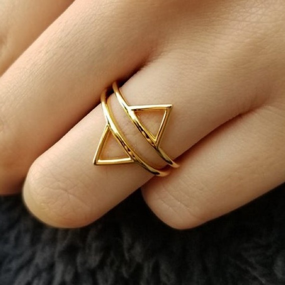 22 Kt Hallmark Real Solid Yellow Gold Triangle Dainty V Ring Size 6-10