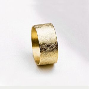 18 Kt Hallmark  Solid Yellow Gold Unique Textured Band Ring Size 6-10