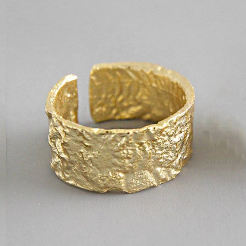 18 Kt Hallmark   Yellow Gold Foil Textured Open Band Ring Size 6-9