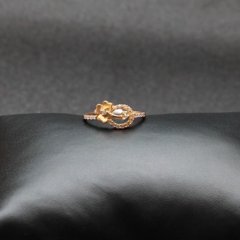 22kt Ladies Ring LR12028