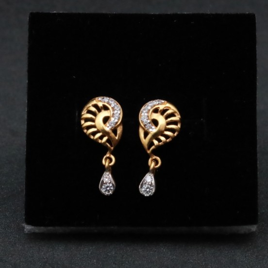ER8406 916 Earring