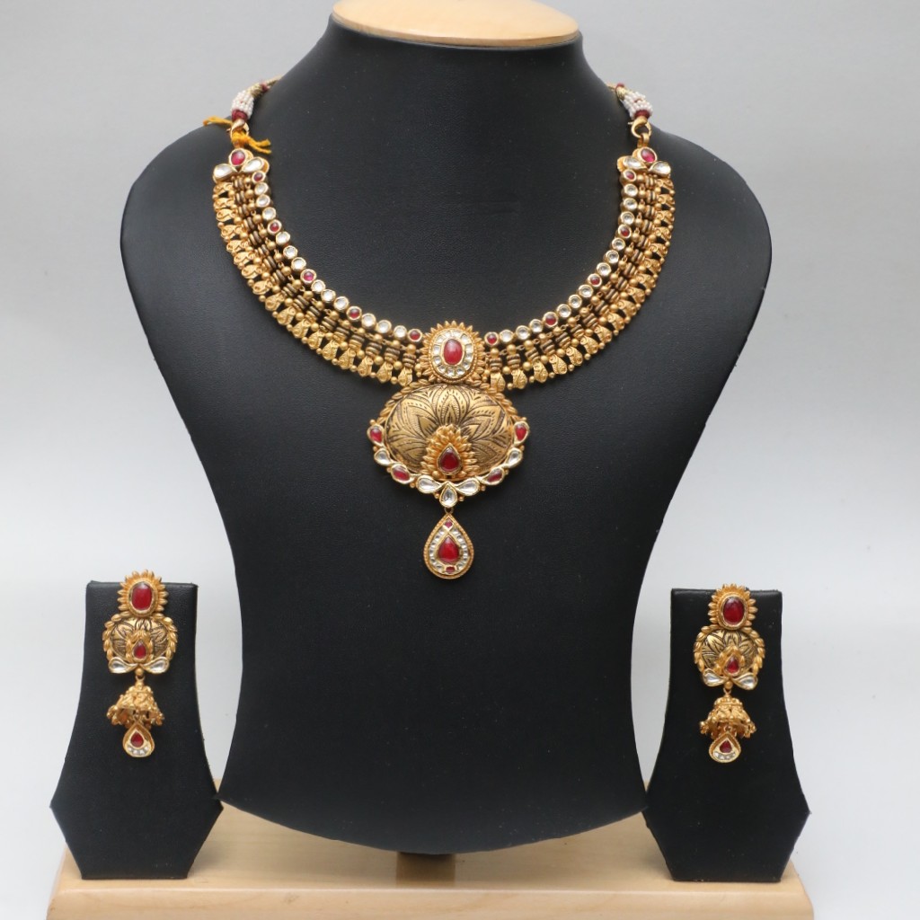 AS0050 916 Antique set