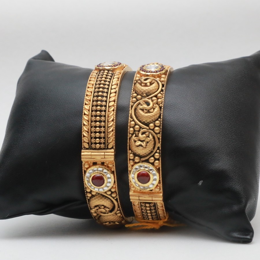 916 Antique Kada